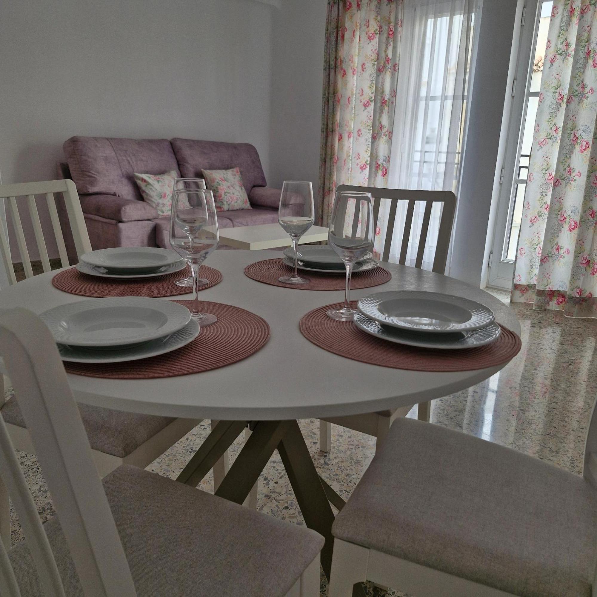 Apartamentos Nerja 2 エクステリア 写真