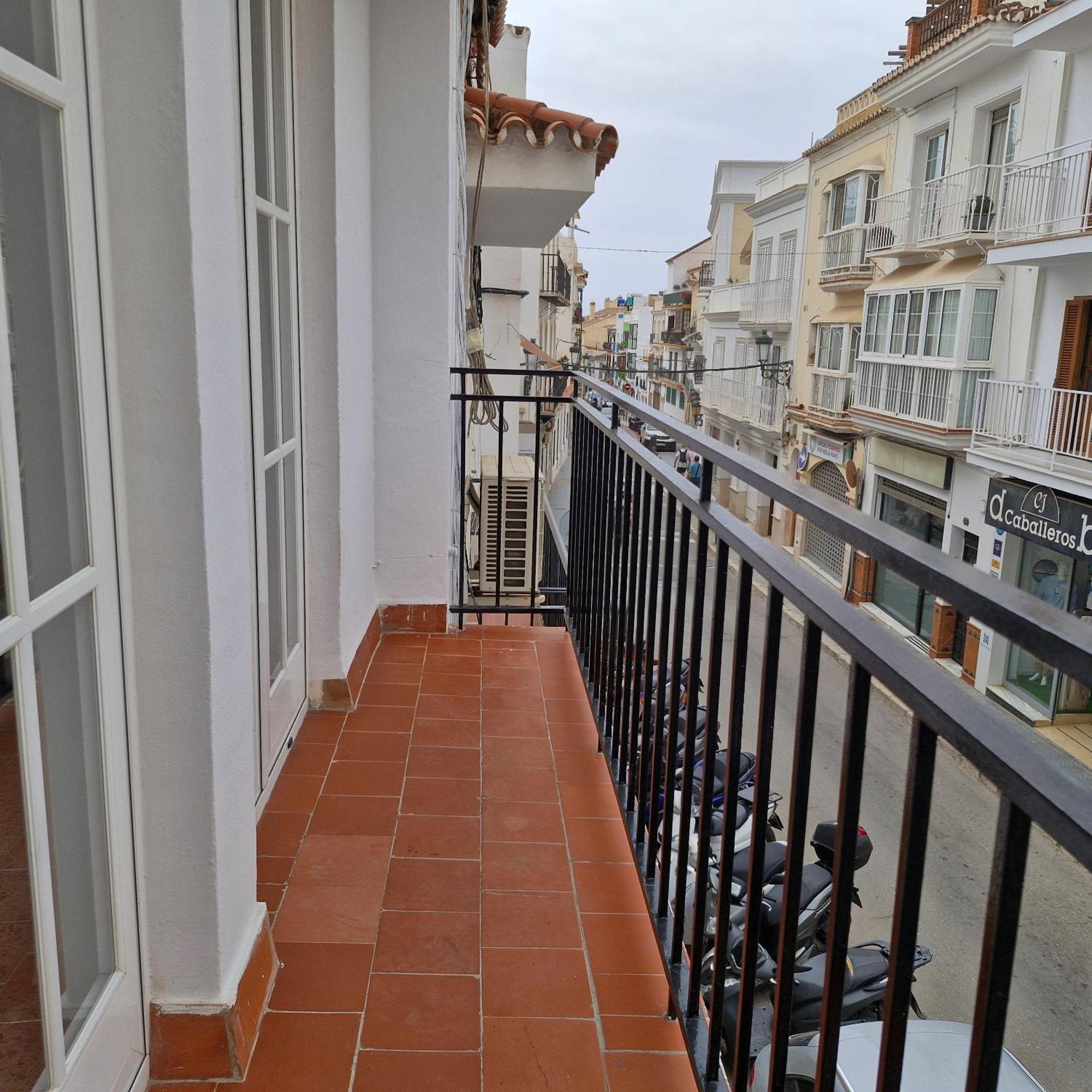 Apartamentos Nerja 2 エクステリア 写真